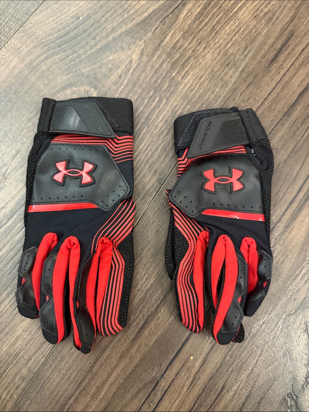 Under Armour Black and Red baseball or football Gloves with Grip